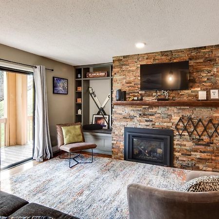 Ski-Inandout And Golf Condo With Aandc At Holiday Valley! Элликоттвилл Экстерьер фото