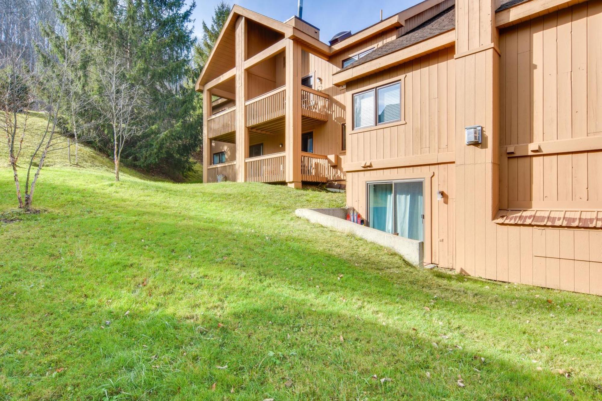 Ski-Inandout And Golf Condo With Aandc At Holiday Valley! Элликоттвилл Экстерьер фото